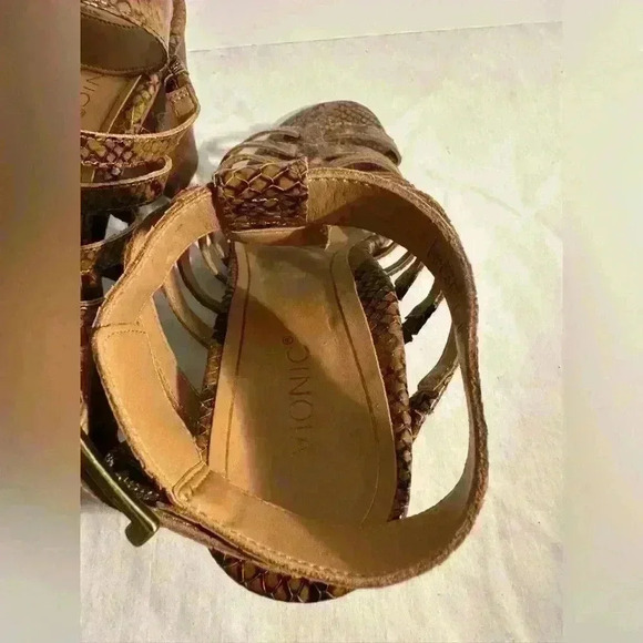 Strappy Heels Snakeskin Design —NEW - Picture 8 of 16